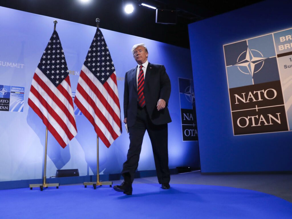 Le président américain Donald Trump intervient lors d'une conférence de presse au sommet de l'Otan à Bruxelles, en Belgique, le jeudi 12 juillet 2018. AP - Pablo Martinez Monsivais